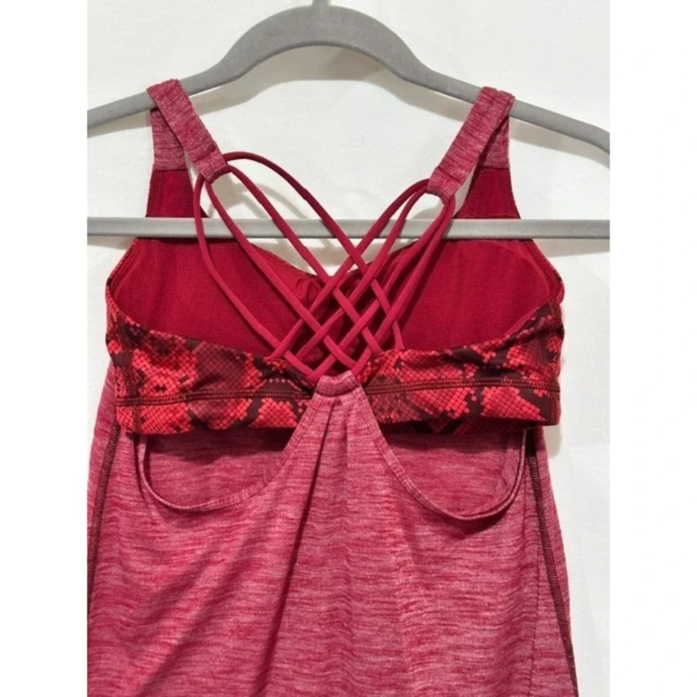 Lululemon 4 Red Snakeskin Print Heathered Racer Back Sports Bra Athletic Tank